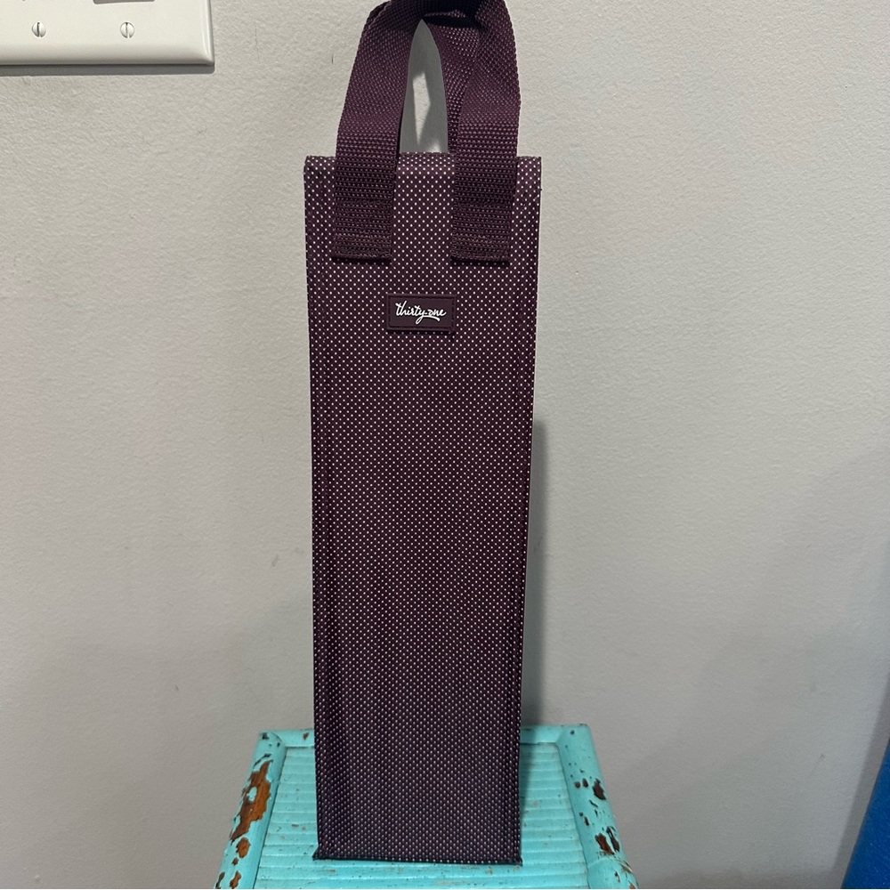 Thirty-One Perfect Bottle Thermal Wine Holder Plum Gingham